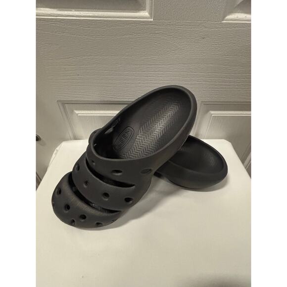 KEEN Yogui Clog Sandals Men’s 14 Gray Slip On Comfort Outdoor Shoes main image 5